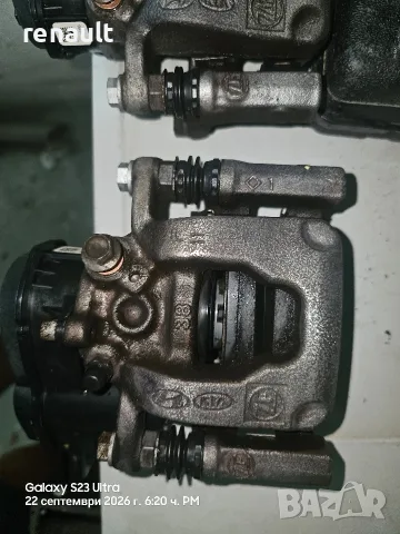 Продавам задни спирачни апарати за Hyundai,Kia - 58210-N7600, снимка 2 - Части - 56183409