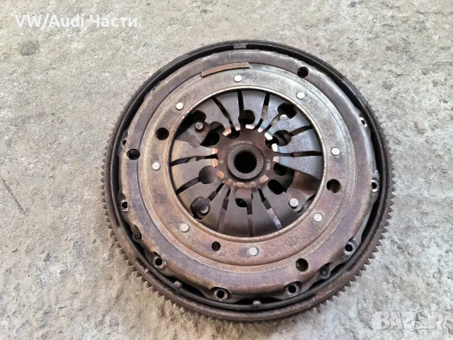 Комплект съединител с маховик за 1.9ТДИ Голф 4 Ауди А3 Сеат VW Golf 4 Audi A3 1.9TDI 028141036L OEM