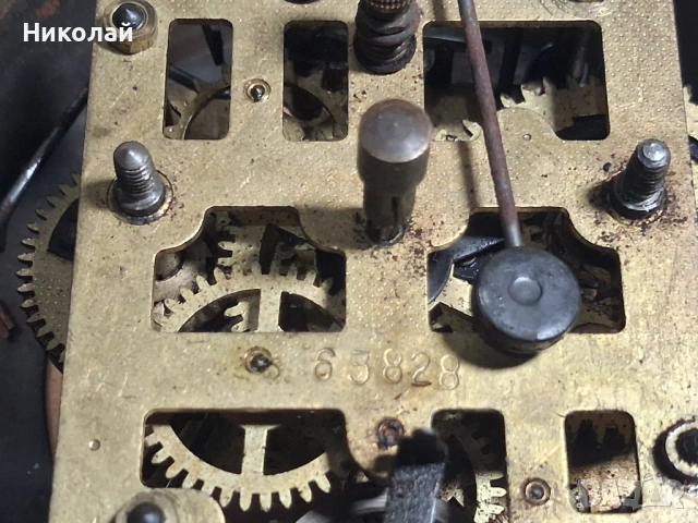 Стар Будилник Настолен Часовник Родина, снимка 15 - Антикварни и старинни предмети - 53817359