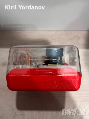 Yaris Hybrid комплект крушки – оригинален, НОВ!, снимка 2 - Аксесоари и консумативи - 52597214