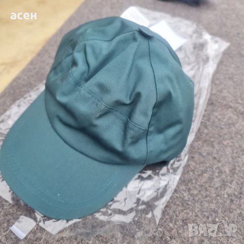 Български шапки , снимка 10 - Шапки - 40015484