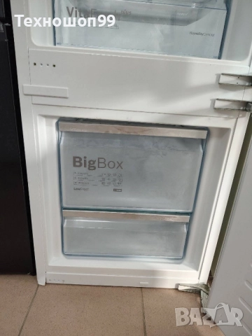 Хладилник за вграждане Bosch, снимка 4 - Хладилници - 52195498