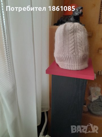 Вълнени дамски шапки, снимка 6 - Шапки - 44230182