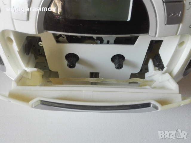 Продавам радиокасетофон - 3 броя., снимка 10 - Радиокасетофони, транзистори - 32229495