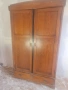 Стар масивен гардероб, изработен от благороден орех, снимка 1