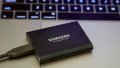 Продавам кутии зa преносим диск Samsung SSD T5, снимка 7