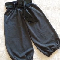 Панталон пола Италия XS / S, снимка 1 - Къси панталони и бермуди - 36074094
