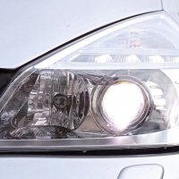 Фар , ляв за Renault Espace 4 ,DRL , Xenon, снимка 1 - Части - 39107685