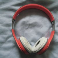 Безжични слушалки Beats Solo2 + калъф + оригинални кабели B0534, снимка 15 - Слушалки и портативни колонки - 40894167