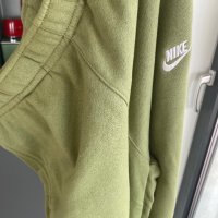 Nike дамско ватирано долнище, снимка 1 - Спортни екипи - 42054817