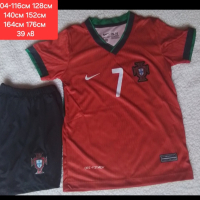  CR7 подаръчен комплект-футболен екип,  екип анцуг и гети, снимка 5 - Футбол - 36996584