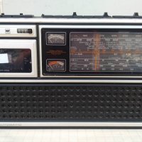 Радиокасетофон Grundig C 8000 automatic, снимка 1 - Радиокасетофони, транзистори - 41319583