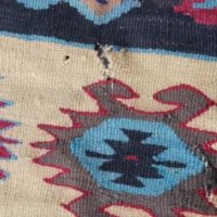 Стар автентичен и голям вълнен ръчно тъкан чипровски,котленски килим, снимка 5 - Олекотени завивки и одеяла - 40100926