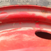 резервна гума патерица , снимка 1 - Гуми и джанти - 44528433