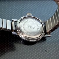 Колекционерски часовник Корнавин, Слава, работи отлично, снимка 4 - Антикварни и старинни предмети - 40468734