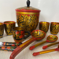 Лот руски дървени прибори (посуда) -  чаши, лъжици, ножове, черпак и купа, хохлома, снимка 7 - Декорация за дома - 33675070