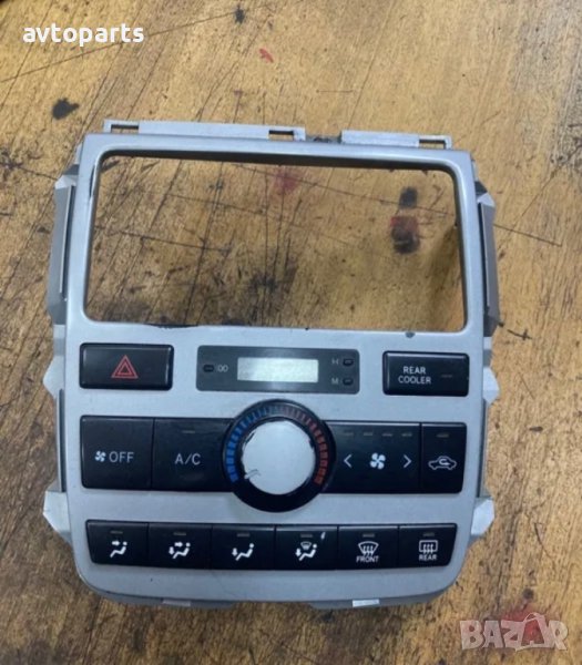 Toyota avensis verso 2005година 2.0d4d Управление климатроник, снимка 1