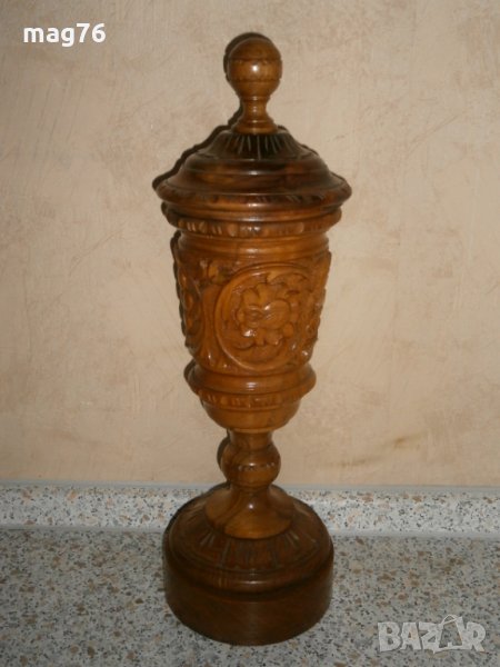 Купа - Трофей  80-те дърворезба , снимка 1