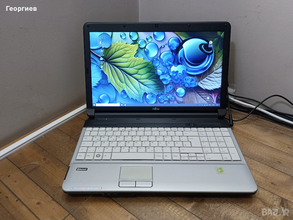 Лаптоп Fujitsu LifeBook A Seris / 15,6", снимка 1
