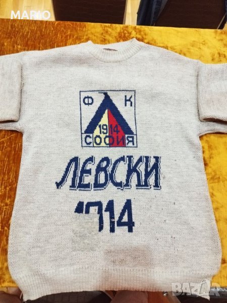 Продавам пуловер на Левски, снимка 1