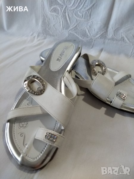 Елегантни дамски бели чехли , снимка 1