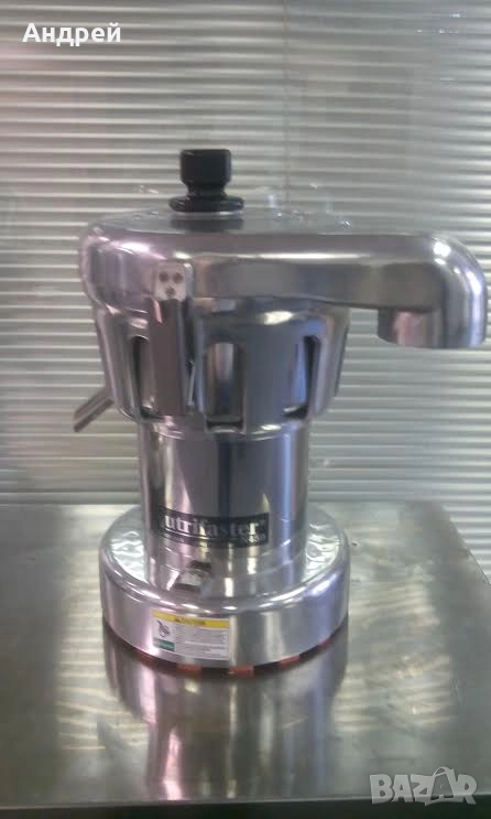 професионална сокоизстисквачка  Nutrifaster N450, снимка 1