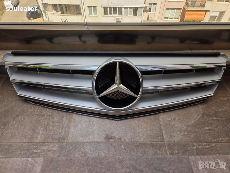 Решетка/маска с емблема тип AVANTGARDE за Mercedes W204, снимка 1