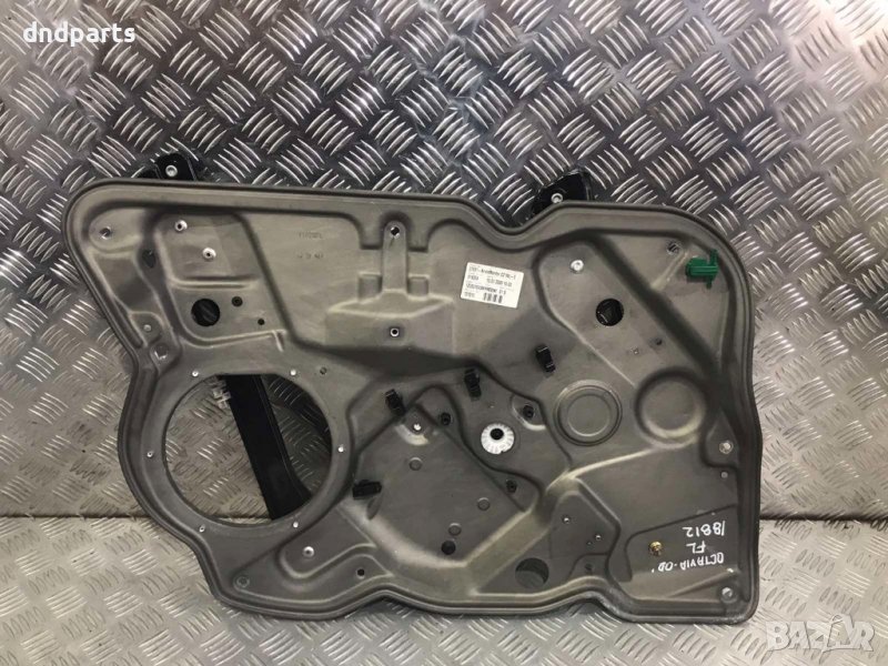 Преден ляв стъклоповдигач Skoda Octavia,2010г., снимка 1