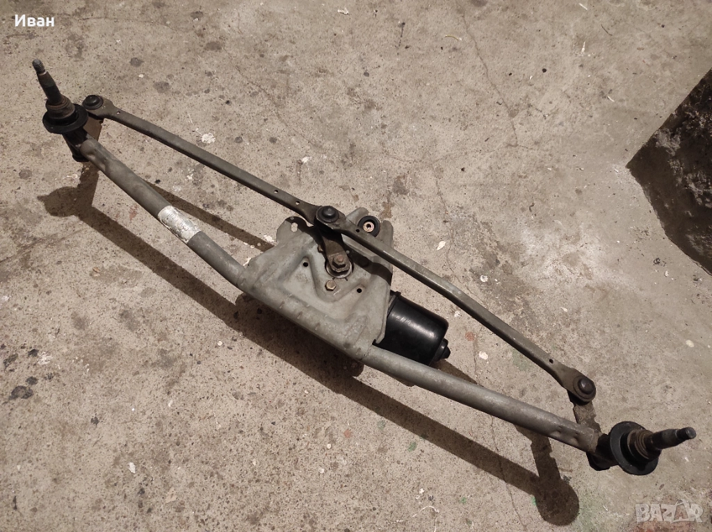 Рамо на чистачки с моторче за рено, снимка 1