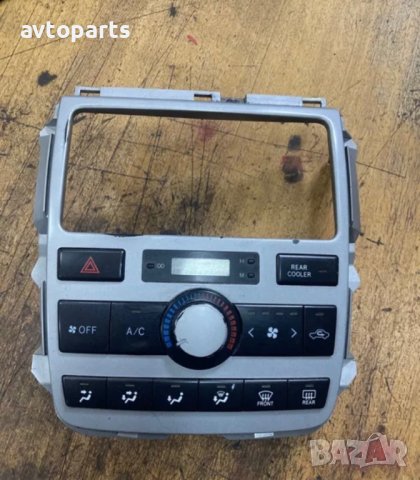 Toyota avensis verso 2005година 2.0d4d Управление климатроник