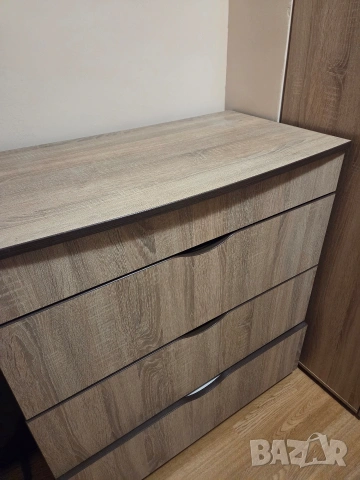 Скрин с огледало и 3 чекмеджета. Тоалетка, снимка 2 - Скринове - 53792035