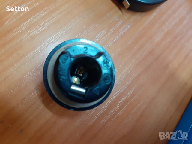 Подвижна лампа 6-24волта от соца, снимка 7 - Други ценни предмети - 38941292