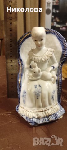 Порцеланова фигура жена с котка , снимка 2 - Колекции - 44358310