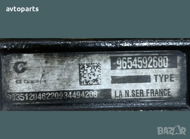 Citroen c4 picasso 2009година 1.6hdi 109кс Горивна рейка с датчик, снимка 2 - Части - 40717456