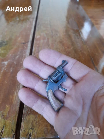 Стар ключодържател Пистолет #6, снимка 4 - Други ценни предмети - 51408100