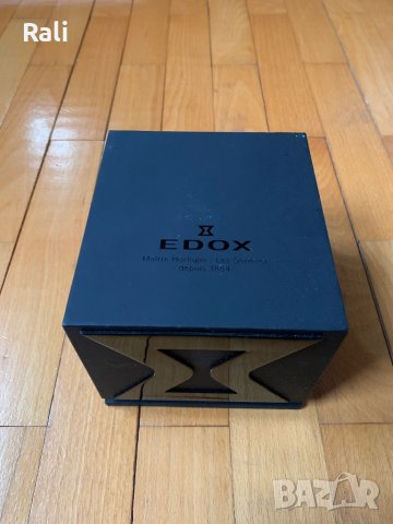 Часовник Edox с кутия, снимка 3 - Мъжки - 30093916