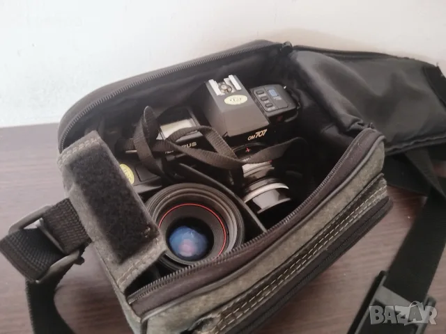 Камера OLYMPUS OM-707 Japan, снимка 2 - Фотоапарати - 55844389
