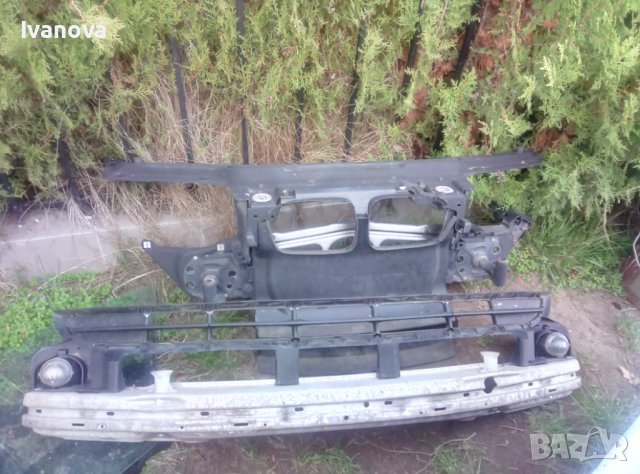 предна маска очиларка маска греда решетка буфер  бмв е46 bmw e46 320 318, снимка 2 - Части - 38919507