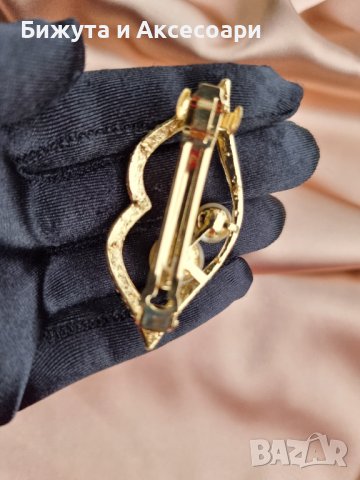 Официална метална шнола в златисто с кристали и перли и закопчаване с френски механизъм. , снимка 12 - Аксесоари за коса - 39300025
