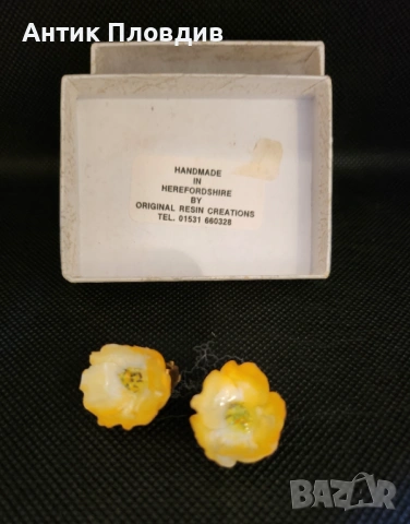 Винтидж обеци с цветя – ръчна изработка от Англия, снимка 2 - Антикварни и старинни предмети - 53719834