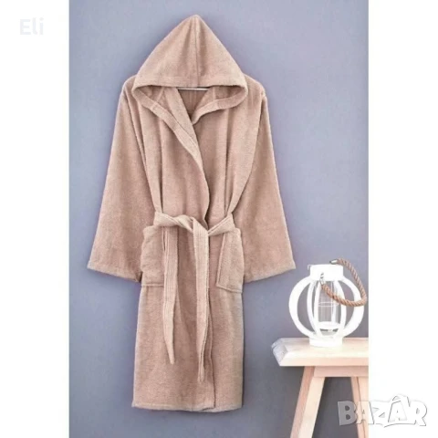 Хавлиени халати за баня с качулка, снимка 3 - Хавлиени кърпи - 50966729