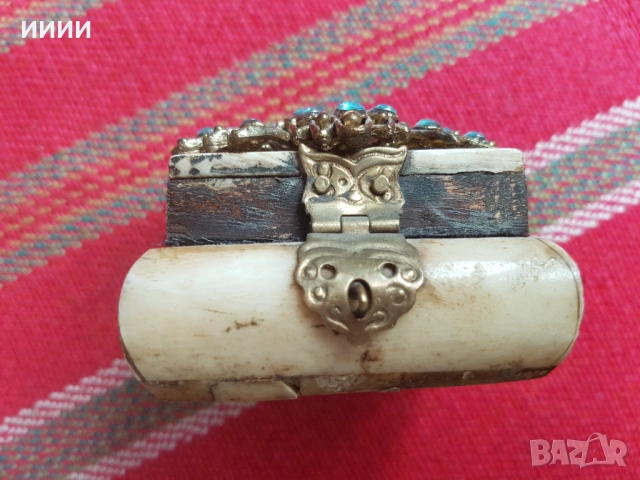 Кокалена кутия за бижута , снимка 2 - Антикварни и старинни предмети - 53401103