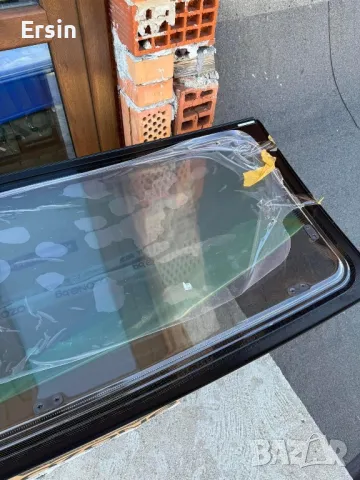 Чисто нов оригинален прозорец за Каравана Fendt 2014 година с размери 1450x590 цена  950.00 лева, снимка 14 - Къмпинг мебели - 49322722