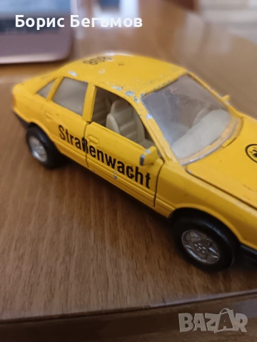 Количка Ауди/Audi 80 1:43, снимка 9 - Колекции - 53082667