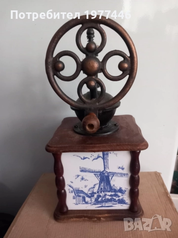 антикварна голяма кафе мелачка перфектно състояние , снимка 3 - Антикварни и старинни предмети - 51773118