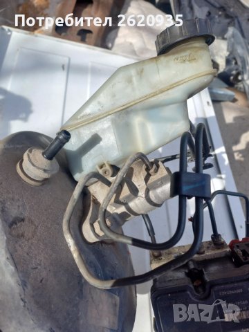 Спирачна помпа и казанче за тойота ярис 2008г., снимка 2 - Части - 44212740