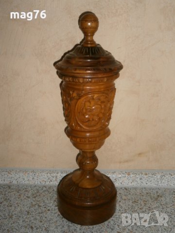 Купа - Трофей  80-те дърворезба , снимка 1