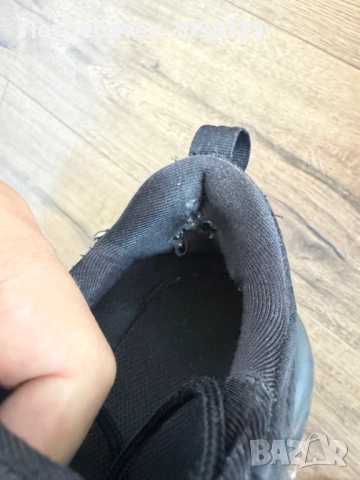 Оригинален Nike Air MAX 720 - 39, снимка 8 - Детски маратонки - 52253077