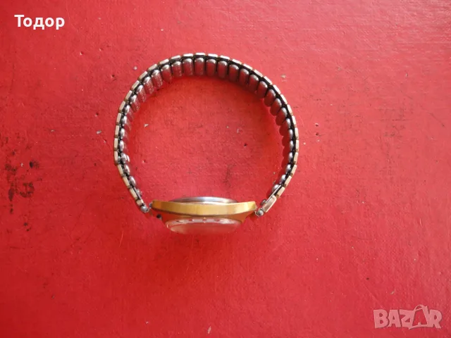 Дамски позлатен часовник Junghans 17 Jewels Germany, снимка 7 - Дамски - 56205021