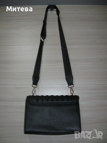 Valentino оригинална дамска чанта, снимка 2 - Чанти - 52851507